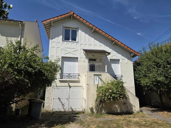 Location                                                      Maison
                        
                     5 pièces                      76 m2                     à Champs-sur-Marne