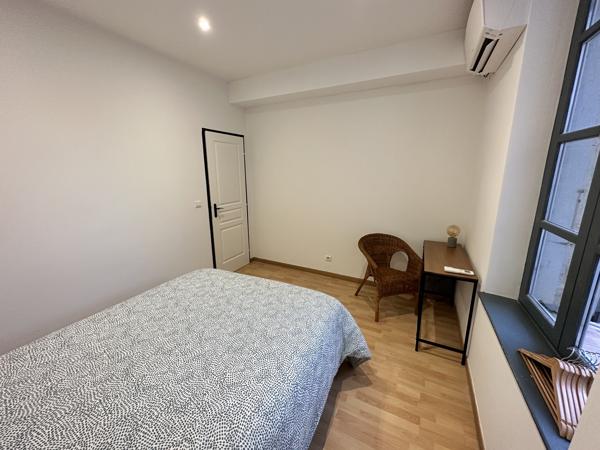 Grand appartement moderne climatisé avec terrasse