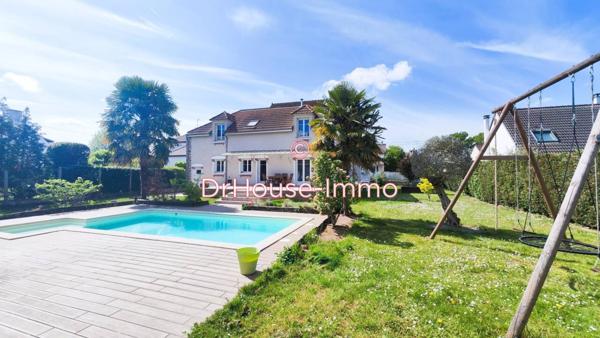 Maison à vendre 8 pièces de 253 m²