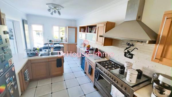 Maison à vendre 8 pièces de 253 m²