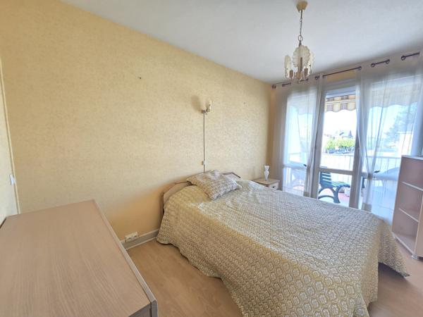 Appartement lumineux avec grand balcon