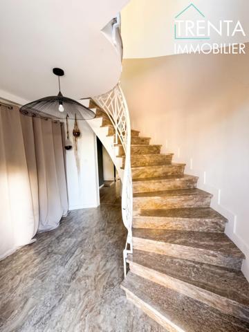 Magnifique maison de maître au charme exceptionnel à Lure