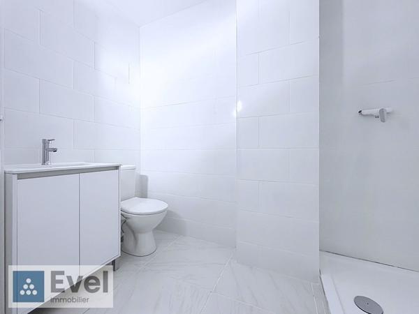 LOCATION MOYEUVRE GRANDE F3 RENOVE - BALCON