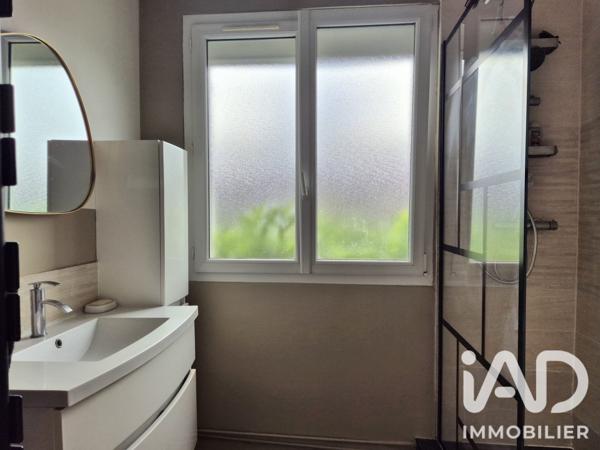 Maison à vendre 6 pièces 138 m² Saint-Pierre-du-Perray