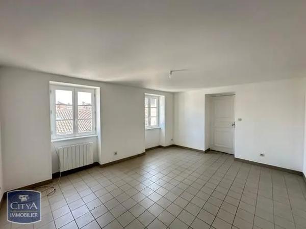 Appartement à louer 2 pièces 53.08m² Mâcon (71000)