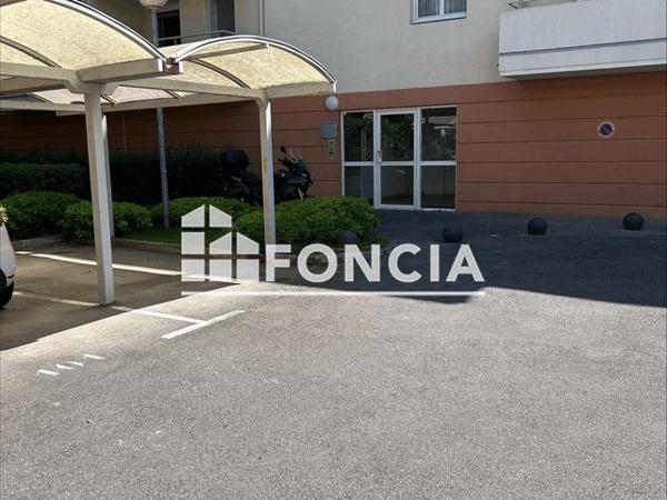 Location Parking 12.1 m² - 34 RUE COPERNIC Vitrolles 13127