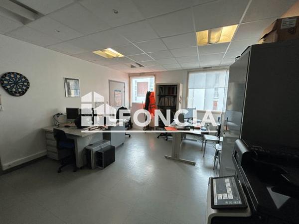 Location Local commercial 4 pièces 75.7 m² - 22 BOULEVARD PIERRE BROSSOLETTE Laon 02000