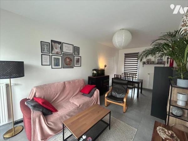 EXCLUSIVITE - SECTEUR WILSON REIMS - Maison récente 2017 de 4 pièces principales d'une surface habit