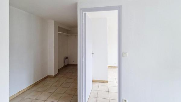Idéal investisseur ou premier achat - T2 bis de 40m2 - Parking et abri vélo