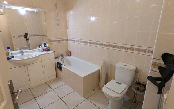 Appartement à vendre    3 pièces • 73 m2 Bayonne