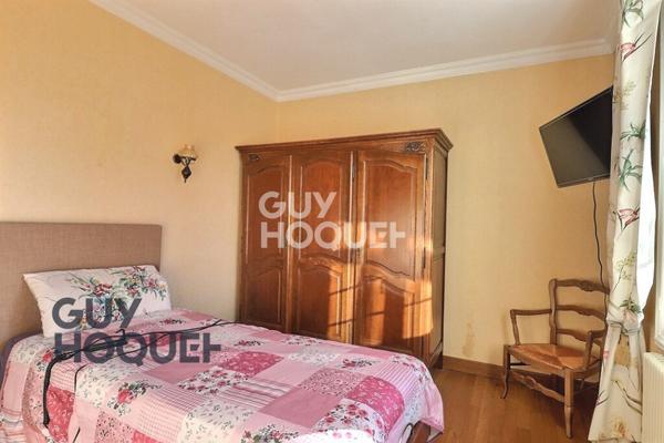 Beaumont le Roger, écoles et commerces à pied!