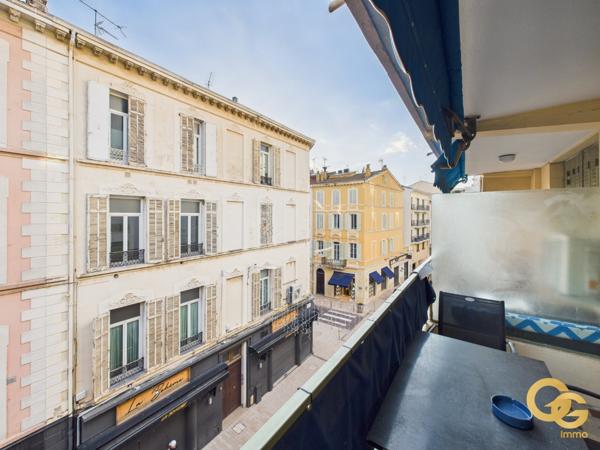 Studio à CANNES (06400)