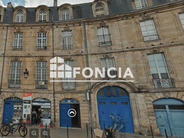 Location Appartement 2 pièces 43.17 m² - 9 PLACE BIR HAKEIM Bordeaux 33000