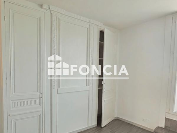 Location Appartement 2 pièces 43.17 m² - 9 PLACE BIR HAKEIM Bordeaux 33000