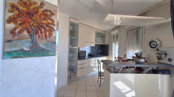 Appartement à vendre 4 pièces MARSEILLE 4EME ARRONDISSEMENT (13) La blancarde