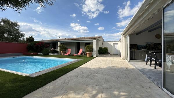 Villa de charme avec piscine à Marsilly