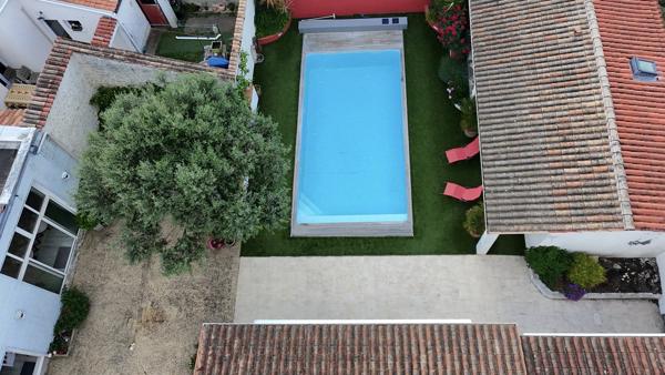 Villa de charme avec piscine à Marsilly