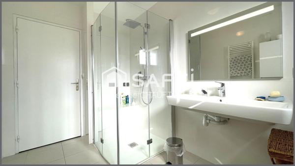 Maison 8 chambres de 175 m² sur sous-sol total et jardin de 870m² centre de VERNON.