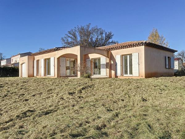 Maison de 2018 4 pièce(s)  +  garage 23m2 + terrain 1281m2