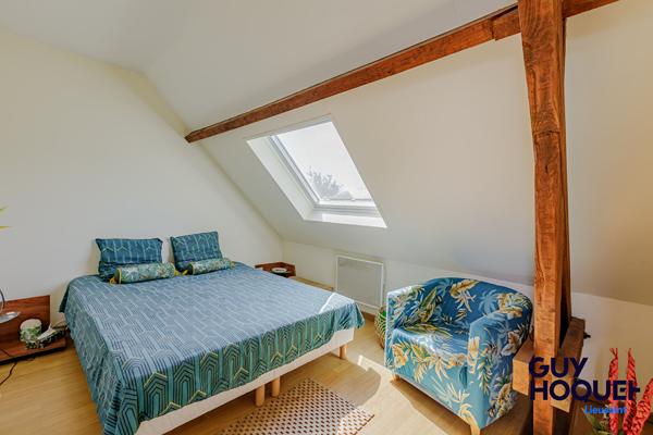 Maison familiale de 170 m²  et 1200 m² de terrain avec piscine et dépendance  à vendre à Réau