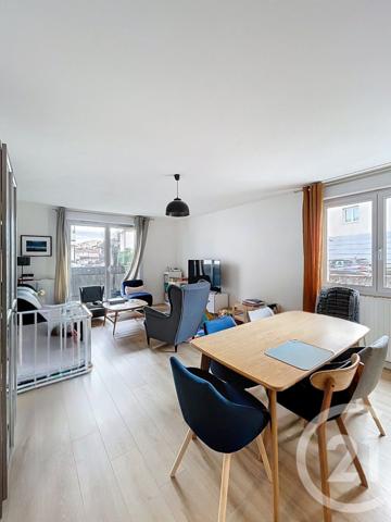 Appartement F4 à vendre  4 pièces - 75 m2 CLERMONT FERRAND - 63