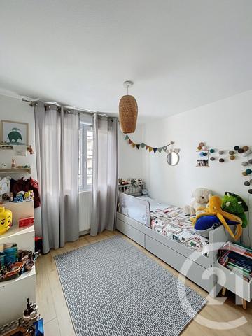 Appartement F4 à vendre  4 pièces - 75 m2 CLERMONT FERRAND - 63