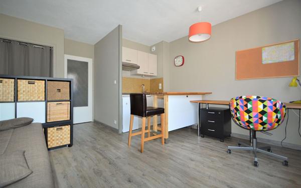Appartement à louer    1 pièce •    Pau