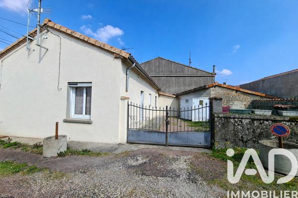 Maison à vendre 4 pièces 57 m² Chasseneuil-sur-Bonnieure