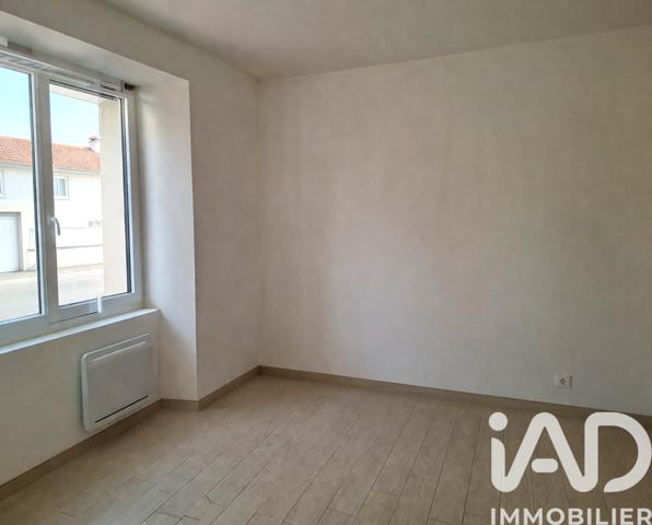 Maison à vendre 4 pièces 57 m² Chasseneuil-sur-Bonnieure