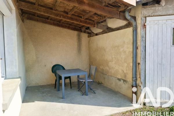 Maison à vendre 4 pièces 57 m² Chasseneuil-sur-Bonnieure