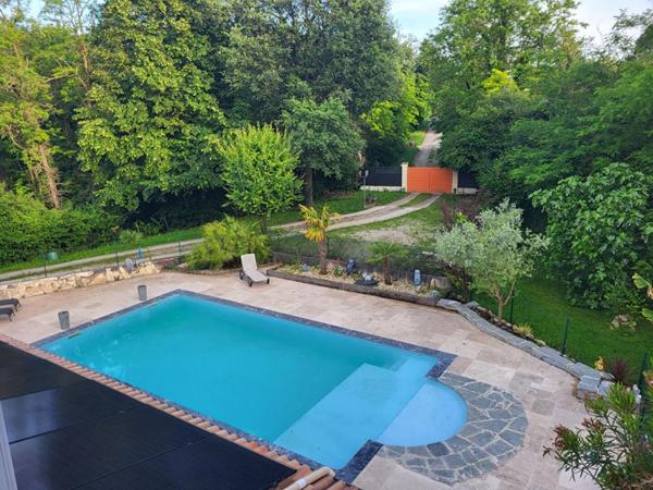 Maison Chateauneuf Sur Isere 10 pièce(s) 338 m2, piscine
