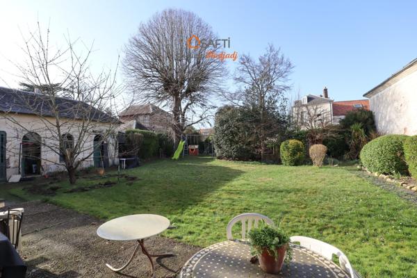 Maison de maître – Adresse prisée à Vernon, à deux pas de la gare Vernon-Giverny