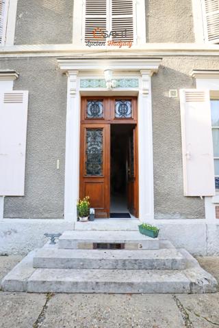 Maison de maître – Adresse prisée à Vernon, à deux pas de la gare Vernon-Giverny