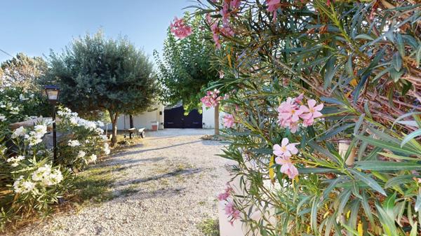 Maison d'habitation et gite à FLAYOSC de 181 m2