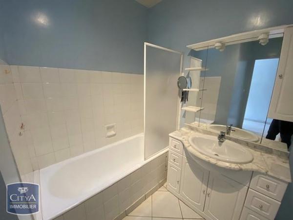 Maison à louer 3 pièces 64.11m² Agen (47000)