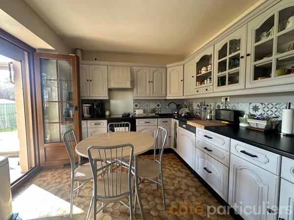 Vente Maison141 m² - 5 Pièces - LE CHATELET (18170)