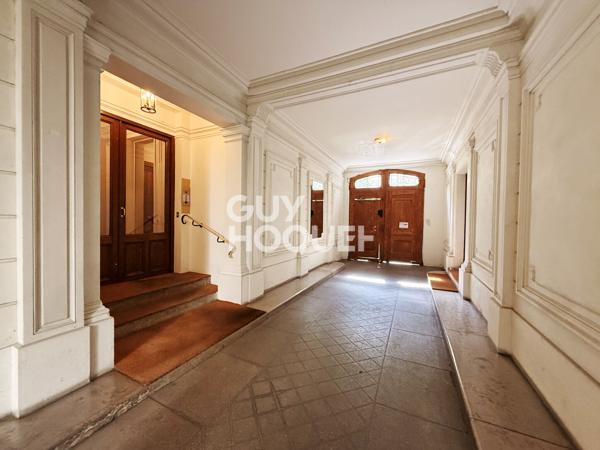 Studio Avenue Kléber Trocadéro, 6ème ascenseur