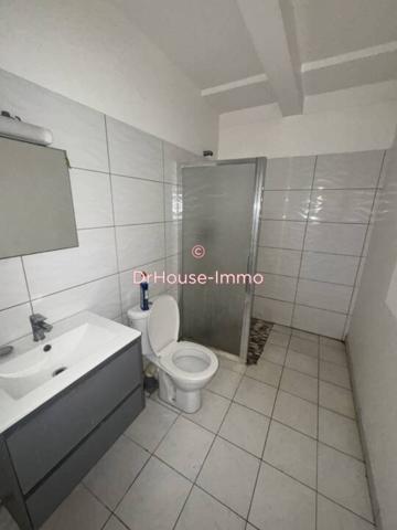 Appartement à louer 3 pièces de 70 m²