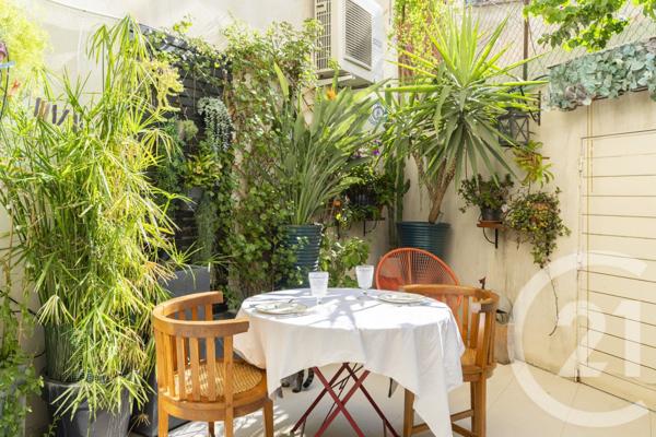 Appartement T3 à vendre  3 pièces - 65 m2 MARSEILLE - 13005