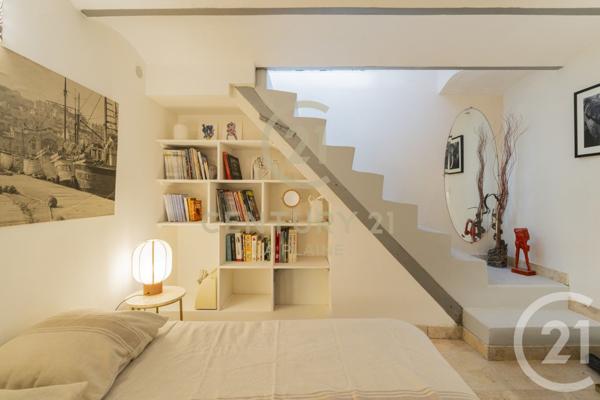 Appartement T3 à vendre  3 pièces - 65 m2 MARSEILLE - 13005