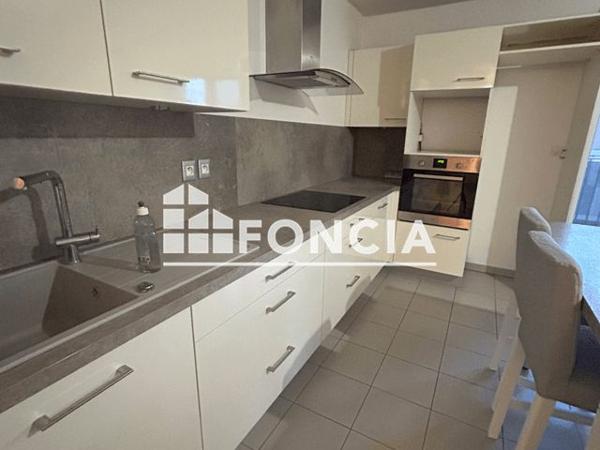 Location Appartement 3 pièces 60.5 m² - La Seyne Sur Mer 83500