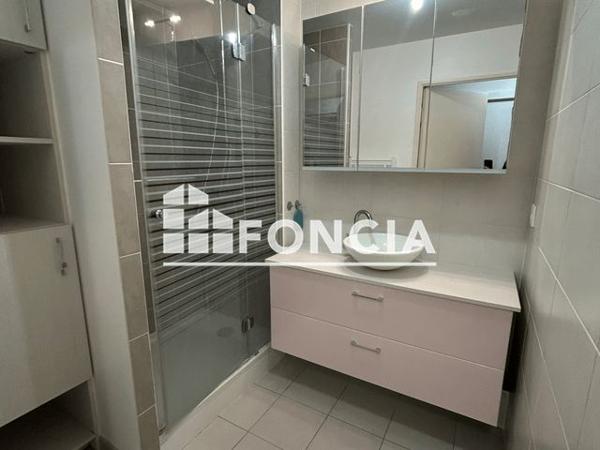 Location Appartement 3 pièces 60.5 m² - La Seyne Sur Mer 83500