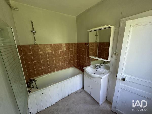 Location appartement 3 pièces 77 m² Elbeuf
