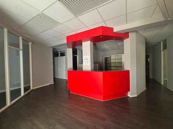 Saint Medard En Jalles : 2 300 € - AJP Immobilier Bordeaux Chartrons