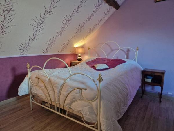 Magnifique longère avec terrain et dépendances