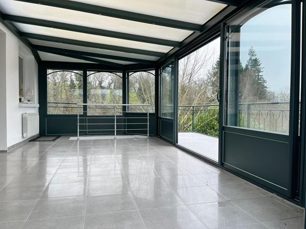 RABODANGES Jolie maison, vue sur lac