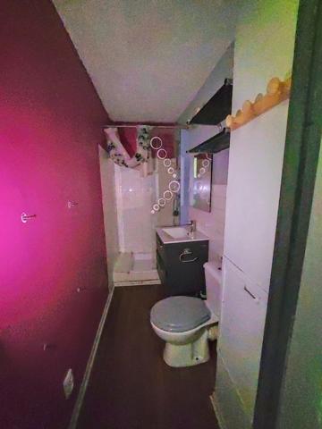 Moirans centre, ensemble de 3 appartements en coproprièté à rénover