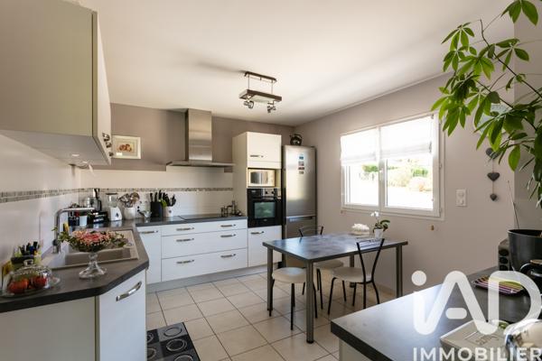 Maison à vendre 6 pièces 133,52 m² Ussac