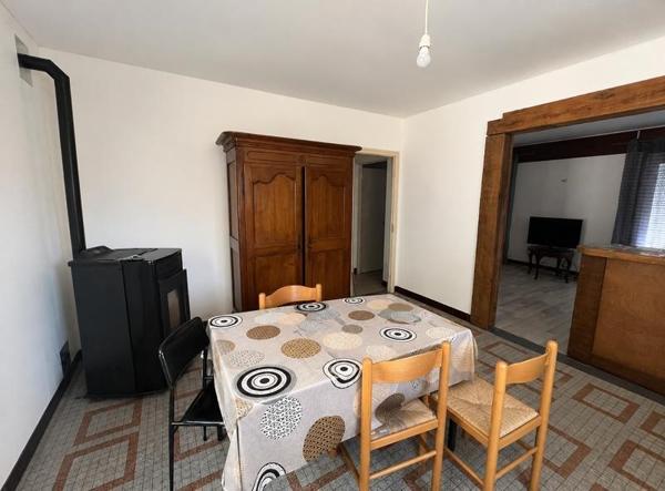 Maison à louer 550 € CC Langon-sur-Cher 3 p 73 m² DPE D