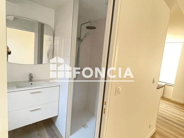 Location Studio 26.5 m² - 4 RUE DES PAVEURS Soissons 02200